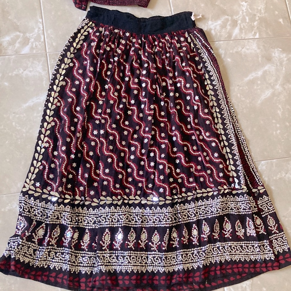 Gorgeous shiny blouse and skirt set- great Indian outfit